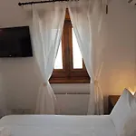 Oikia Roti Appartments Aparthotel *