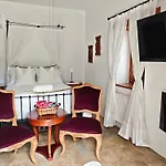 Oikia Roti Appartments *