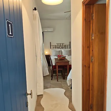 Oikia Roti Appartments Hotel de apartamente