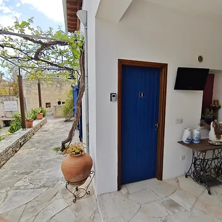 Oikia Roti Appartments